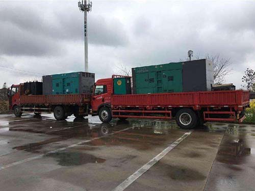 扎赉特涂抹密封胶后，需要等待多长时间才能安装水冷式机油散热器密封件？